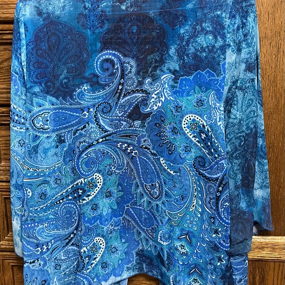 B.L.E.U. vibrant blue, paisley print, size XLarge women’s top, - Picture 2 of 7